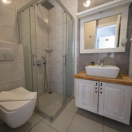 Manzara Non Alcoholic Family Hotell 3*